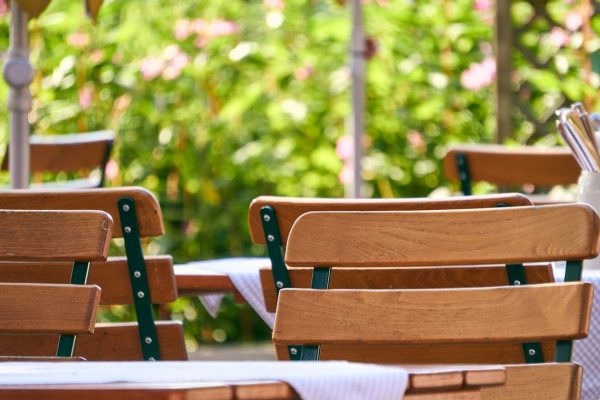Où placer votre salon de jardin et quel type de mobilier choisir ?