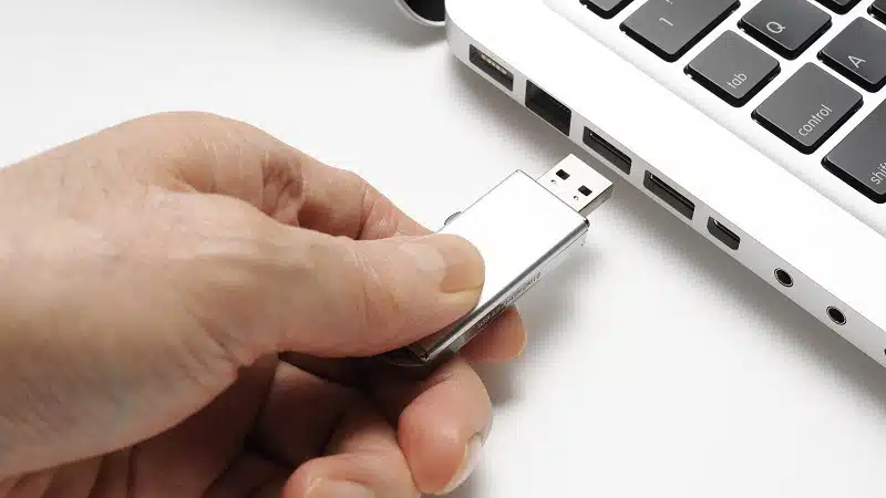 Comment vider une clé usb ?