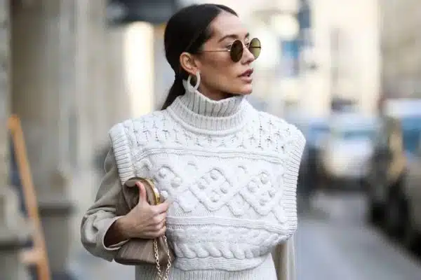 Comment porter un pull sans manches ?