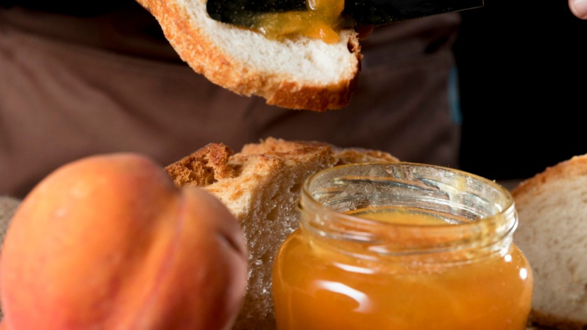 Confiture d’abricots vanillée : un élément clé pour vos tartes et pâtisseries