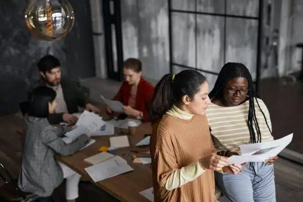 Vers un avenir prometteur : l’impact de la formation diplômante